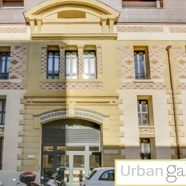 Urban Gallery