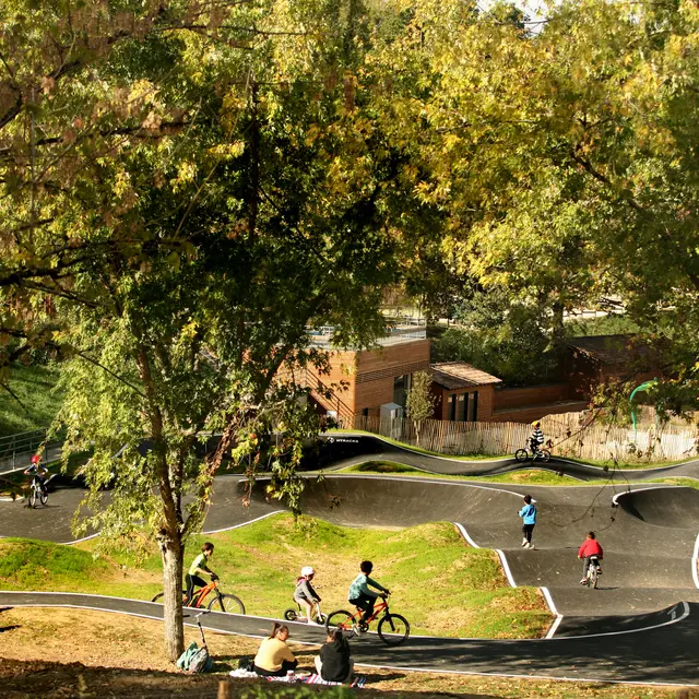 Pumptrack à la Vallée des Loisirs_Lafrançaise