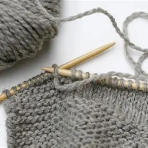 atelier initiation tricot 2025