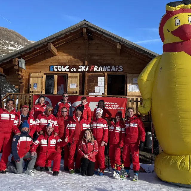 Ecole du Ski Français - Ski - Snow in Arc 1950 - Ski Resort Les Arcs - France
