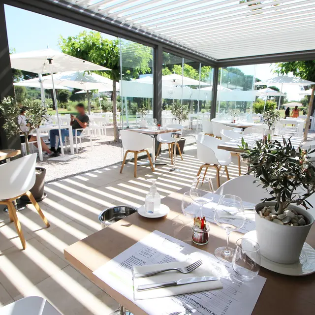 La Table des Oliviers Grimaud