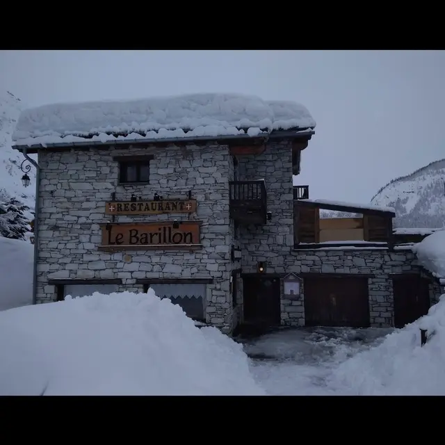 Façade extérieure du Barillon de la Rosée Blanche - Val d'Isère