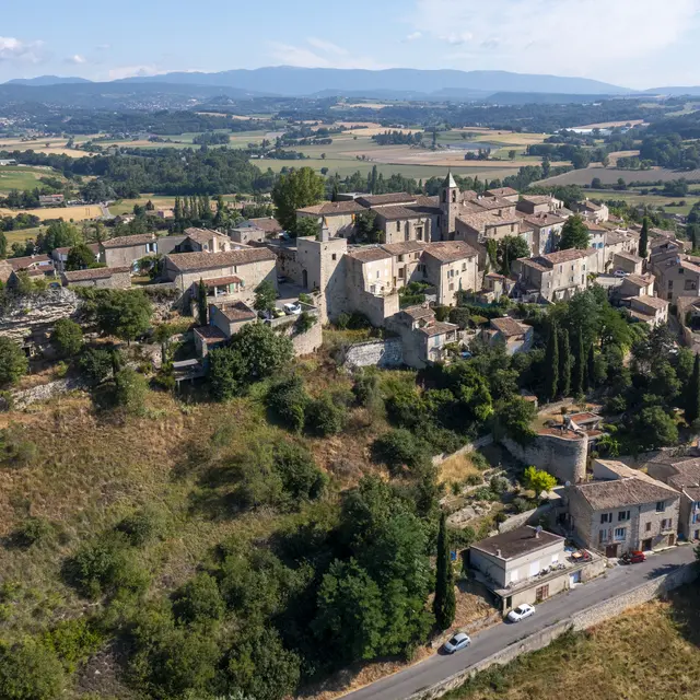Dauphin, Village et Cité de Caractère