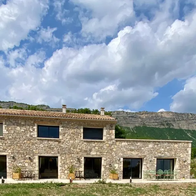 Gîte Jubi_Arzeliers_Laragne-Montéglin