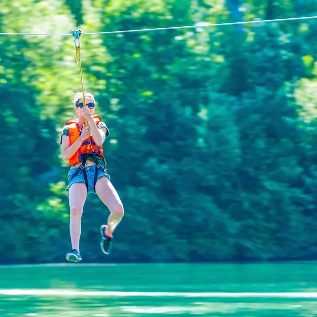 Folie(s) Végétales 2026 - Tyrolienne X-Roc_Thonon-les-Bains