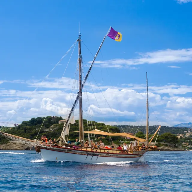 Bateau-école Santo Sospir