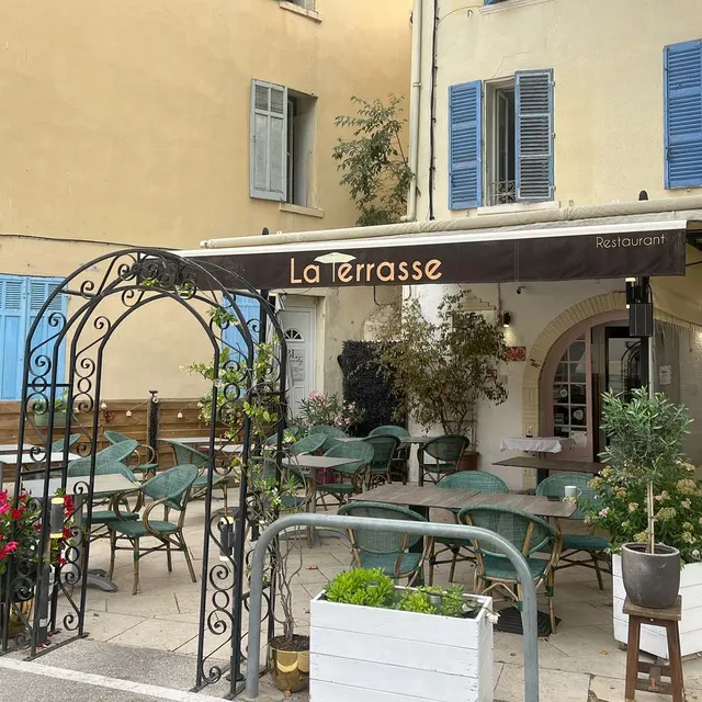 La Terrasse de Karo_Besse-sur-Issole