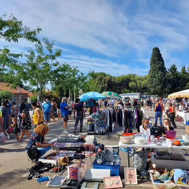 Vide grenier de La Couronne_Martigues