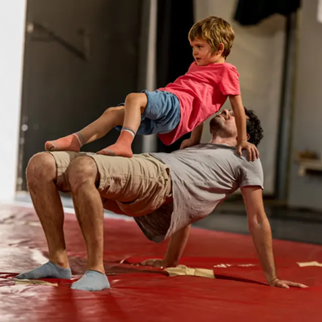 Atelier cirque parent-enfant (4 / 6 ans)_Aix-en-Provence