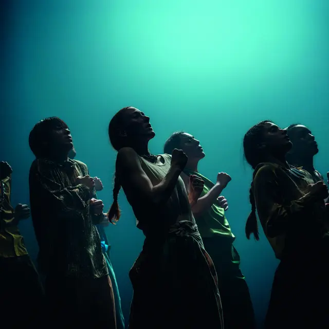 Danse : In the brain - hofesh shechter / shechter ii_Sainte-Maxime
