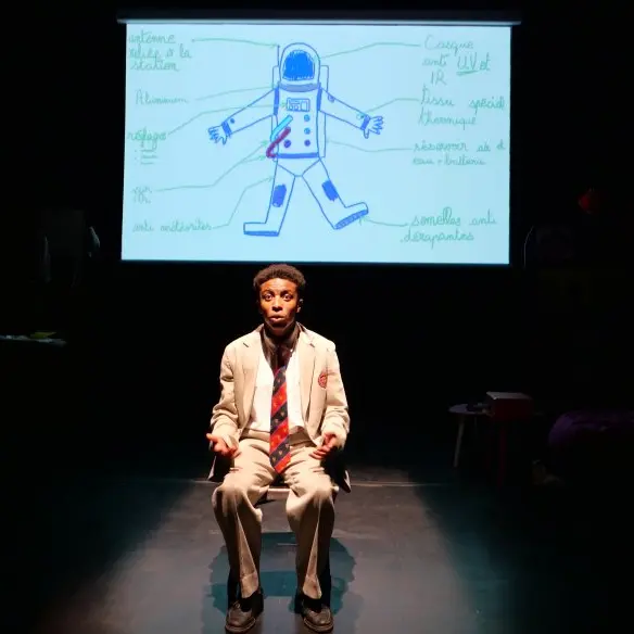 Théâtre jeune public - Fly to the moon_Pierrefitte-sur-Seine