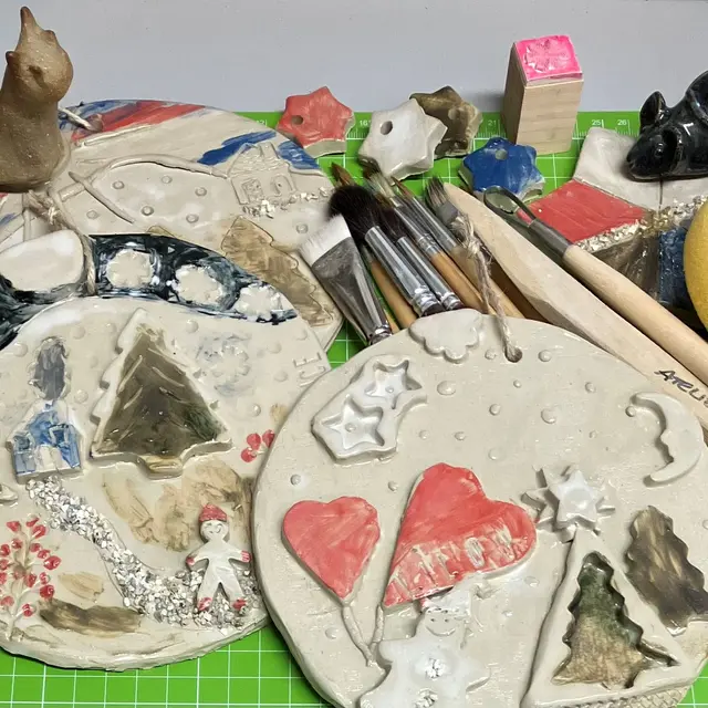 Cours modelage poterie enfants