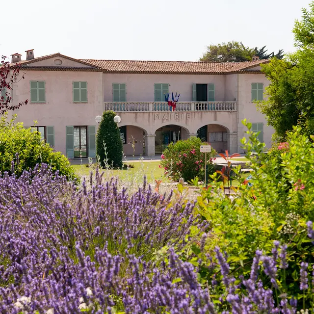 Mairie de Roquefort-les-Pins