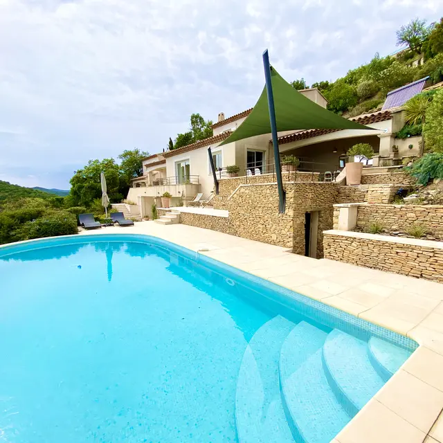 Location saisonnière à La Londe les Maures