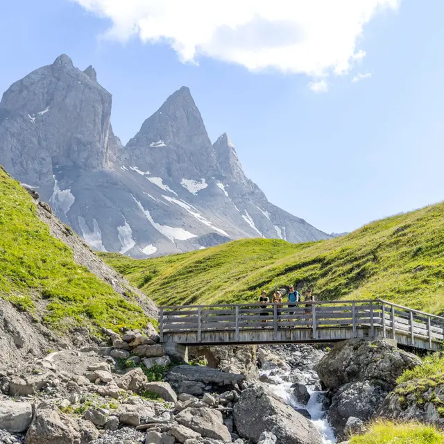 11ème marche contre le Cancer aux Aiguilles d'Arves_Albiez-Montrond