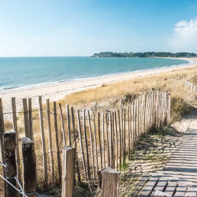 Plage de-Kerjouanno-Arzon-Presqu'île-de-Rhuys-Golfe-du-Morbihan-Bretagne sud