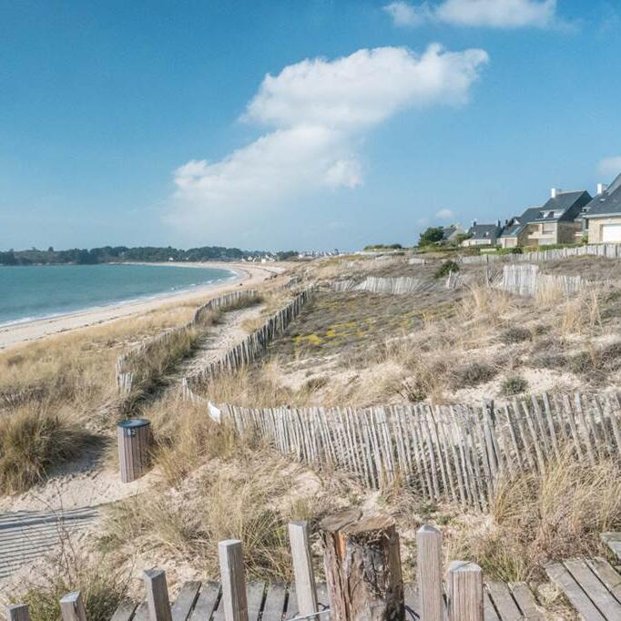 Plage de-Kerjouanno-Arzon-Presqu'île-de-Rhuys-Golfe-du-Morbihan-Bretagne sud