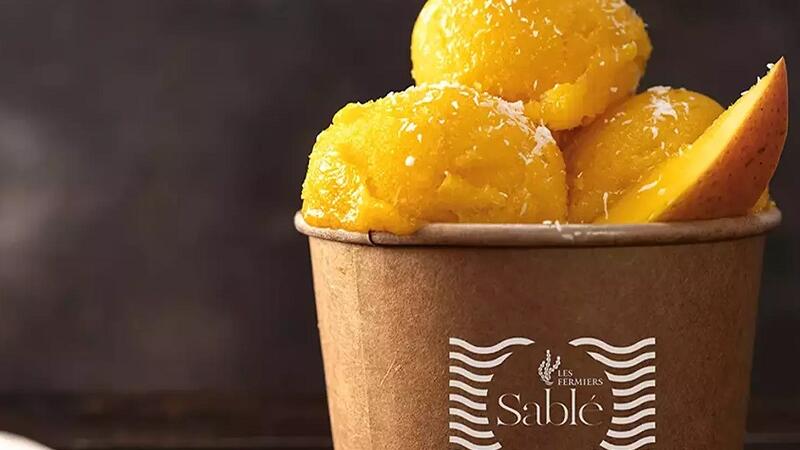 Glaces-artisanales-les-fermiers-sable-chalet-Tréhorenteuc