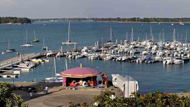 PORT LOCMARIAQUER