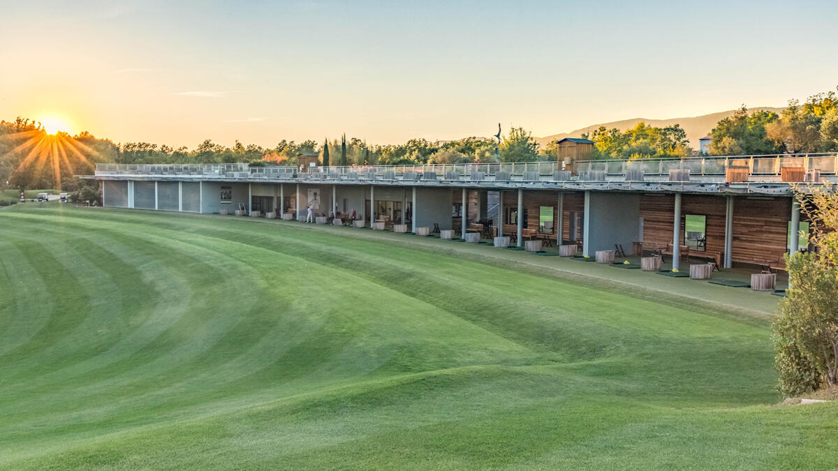 Practice Albatros Golf Performance Center