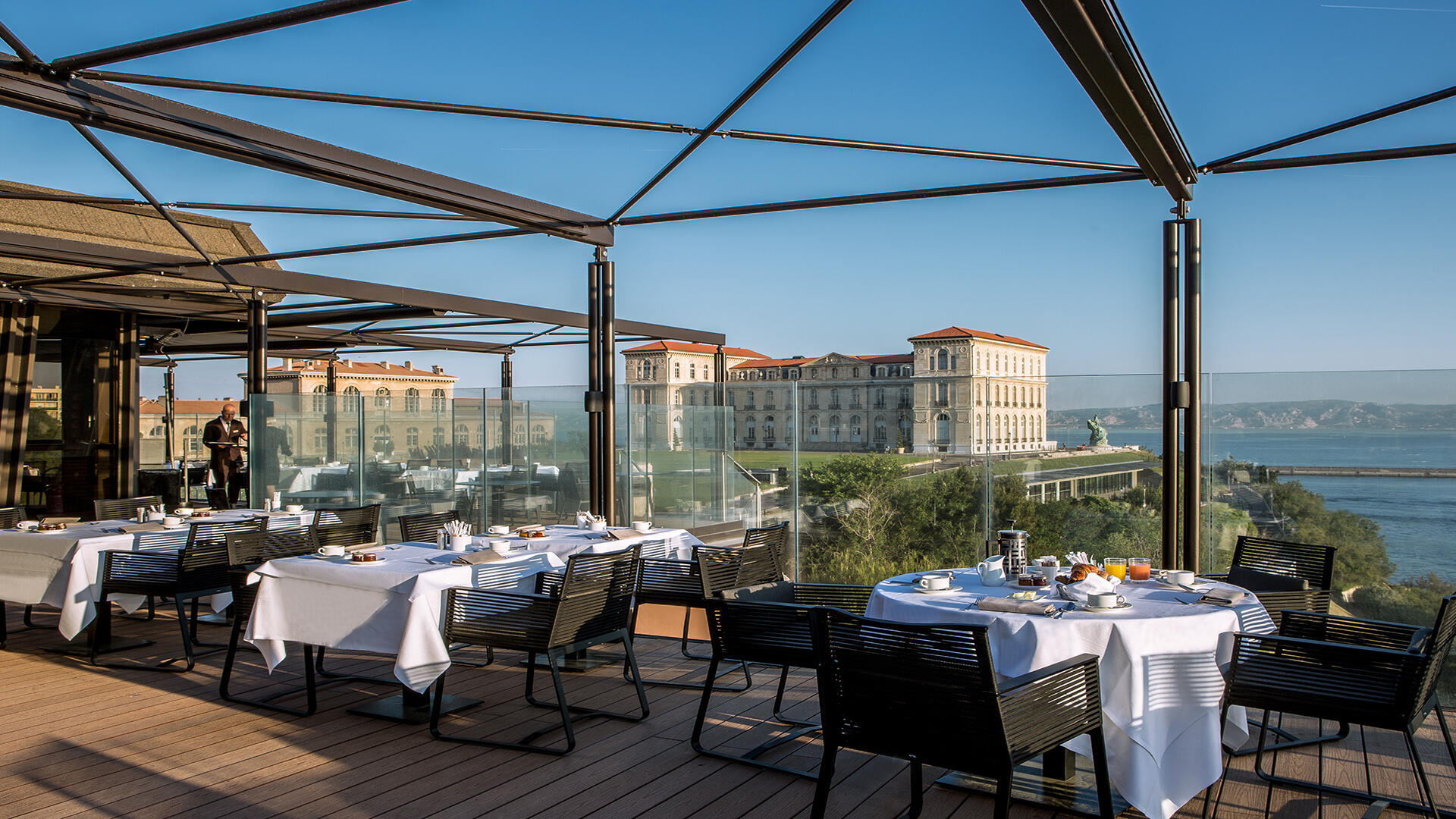 Terrasse Vue Plaais du Pharo