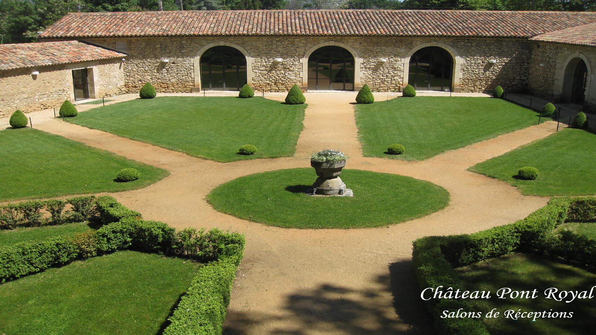 Chateau Pont Royal .Salons de Réceptions