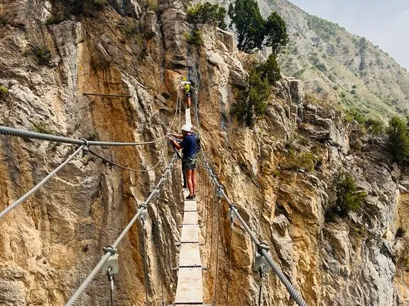 Via ferrata de la Grande Fistoire – En Montagne (Le Caire) | Provence ...