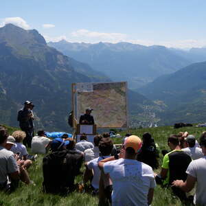 Compétition de distance en parapente, circuit sport