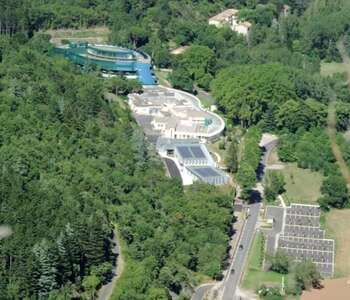 VISITE COMMENTÉE DE L'UNITÉ DE PRODUCTION ET DU LABORATOIRE DE L'EAU A AVENE