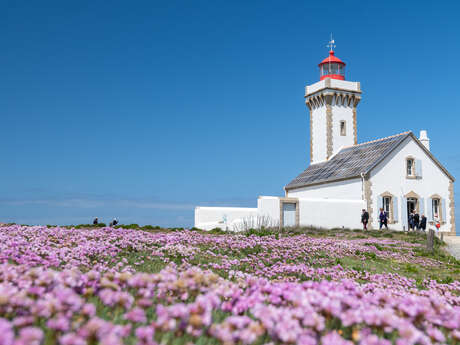 A vélo la grande traversée de l'île de la pointe des Poulains à Locmaria