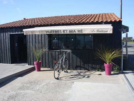 HUÎTRES ET MA RÉ HUÎTRES ET MA RÉ