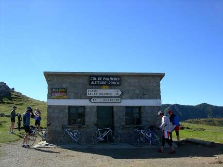 Ascension du Port de Pailhères (depuis Ax-les-Thermes) en vélo Ascension du Port de Pailhères (depuis Ax-les-Thermes) en vélo