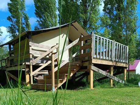 Camping du Pont d'Oust