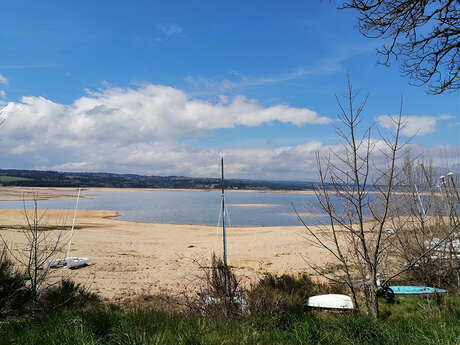 LAC DE NAUSSAC