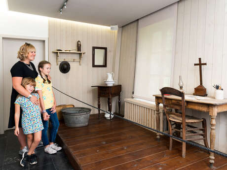 Guided tour of Van Gogh house in Cuesmes