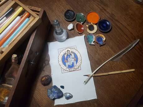 Arkéos - Atelier artisan : la calligraphie