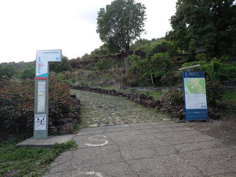 Chemin pavé Bellemène - Lougnon