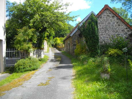 Randonnée La lande du Puy Raynaud et les moulins de Clairavaux Randonnée La lande du Puy Raynaud et les moulins de Clairavaux