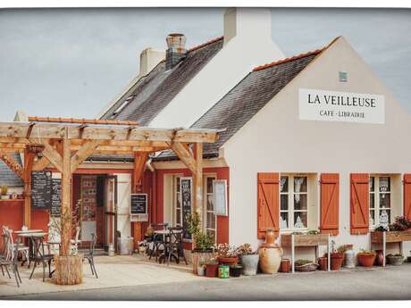 La Veilleuse, Café librairie