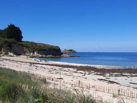 A vélo De Locmaria, entre côte sauvage et côte en dedans