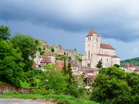 Boucle itinérante - Panorama sur Saint-Cirq-Lapopie et le Géoparc des Causses du Quercy Boucle itinérante - Panorama sur Saint-Cirq-Lapopie et le Géoparc des Causses du Quercy