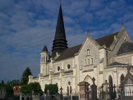 L'église Saint Laurent de Richebourg