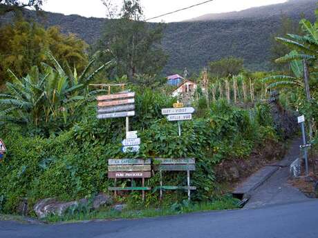 Hell bourg - Source Manouilh