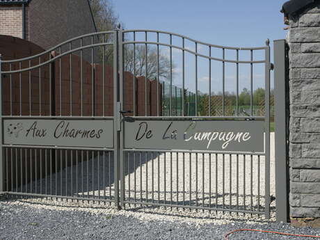 Aux Charmes de la Campagne Aux Charmes de la Campagne