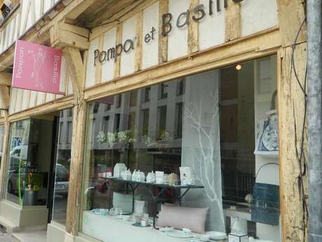 Pompon et Basilic Pompon et Basilic