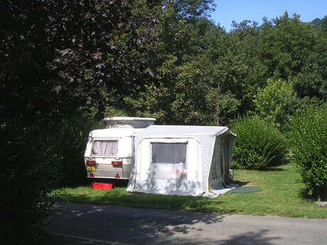 CAMPING MUNICIPAL DE BAGNOLS-LES-BAINS