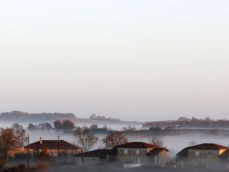 VILLAGE DE MONBLANC