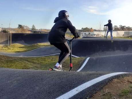 PUMPTRACK