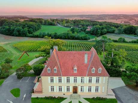CHÂTEAU ET CAVE DE CROUSEILLES
