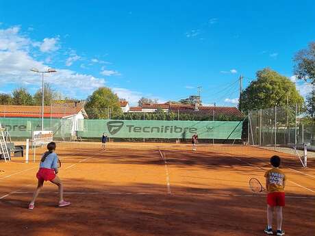 CONDOM TENNIS CLUB